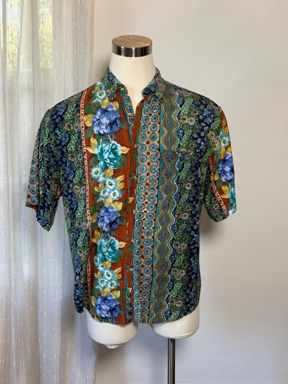Vintage Gianfranco Rossi Floral Medallion Rayon Shirt Men's M Resort